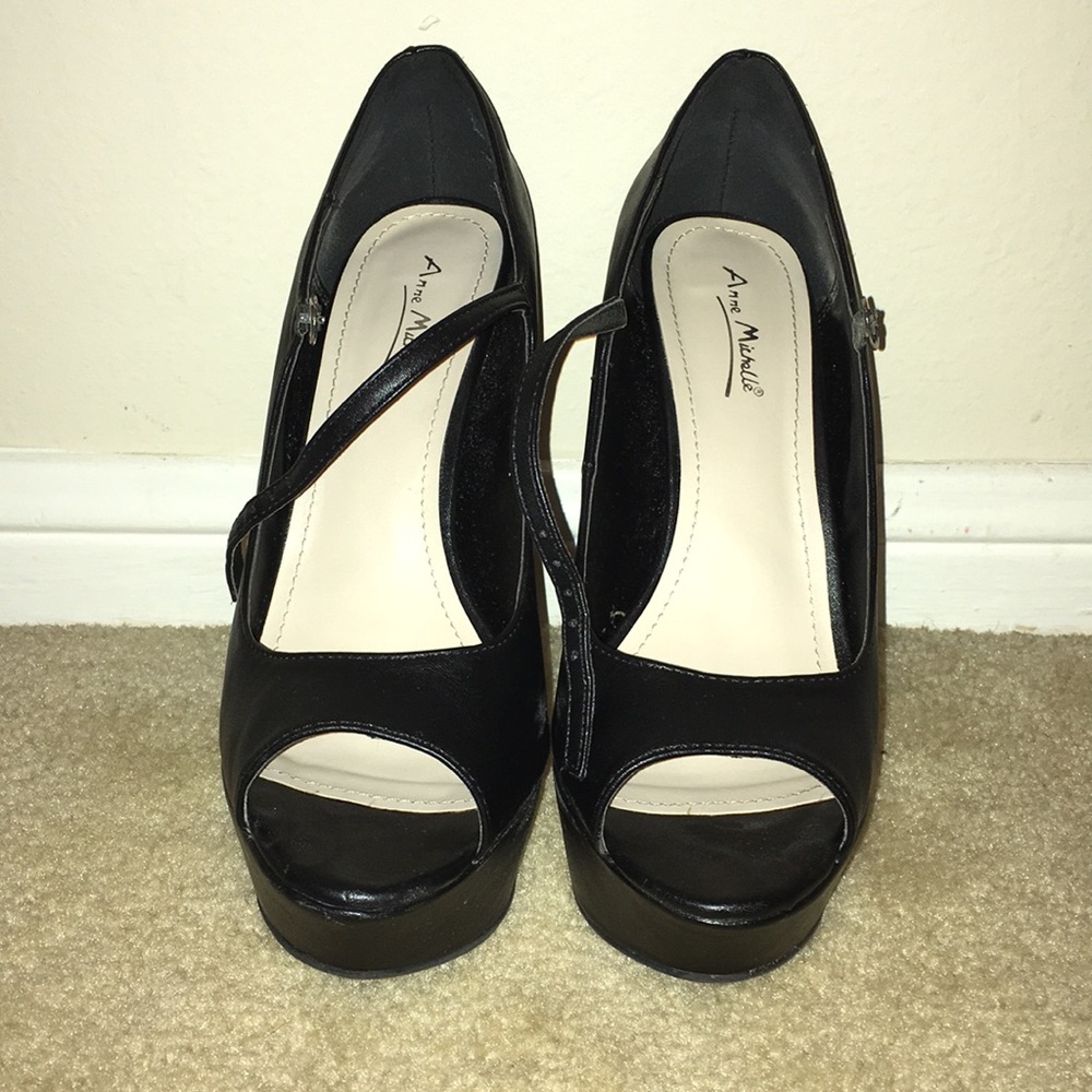 Confident Black Platform Stilettos